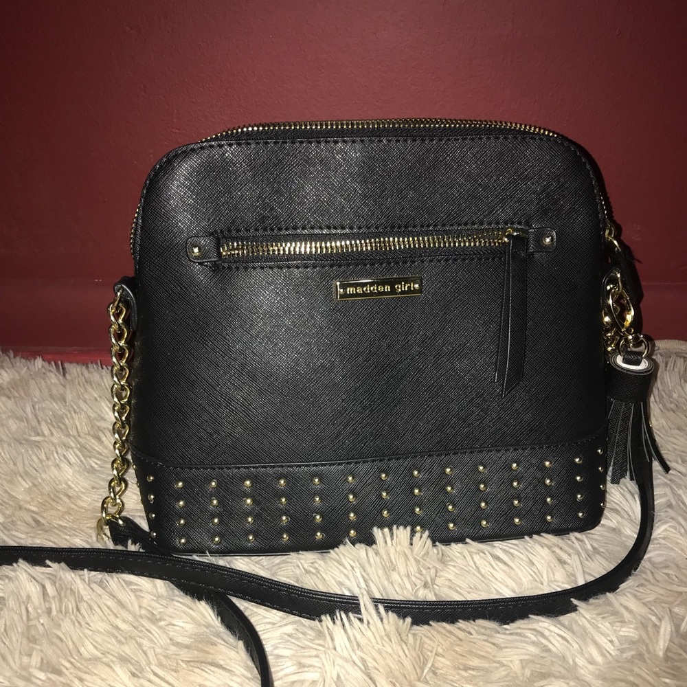 Black cross bag